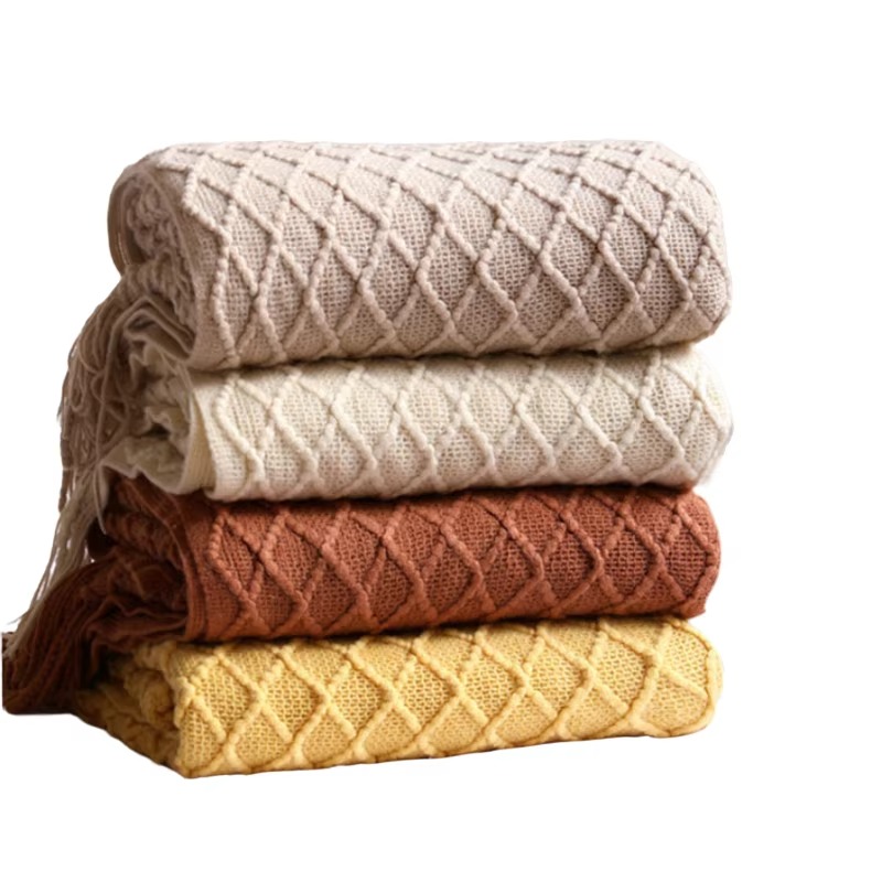Coperta in maglia a rombi con  - Boho Throw Blanket Fringe recensione e prezzo